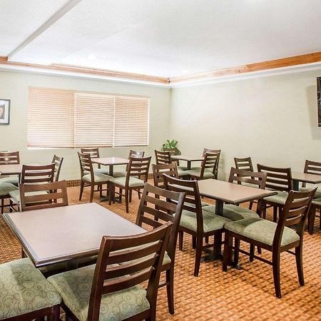 Quality Inn & Suites Denver International Airport Eksteriør billede
