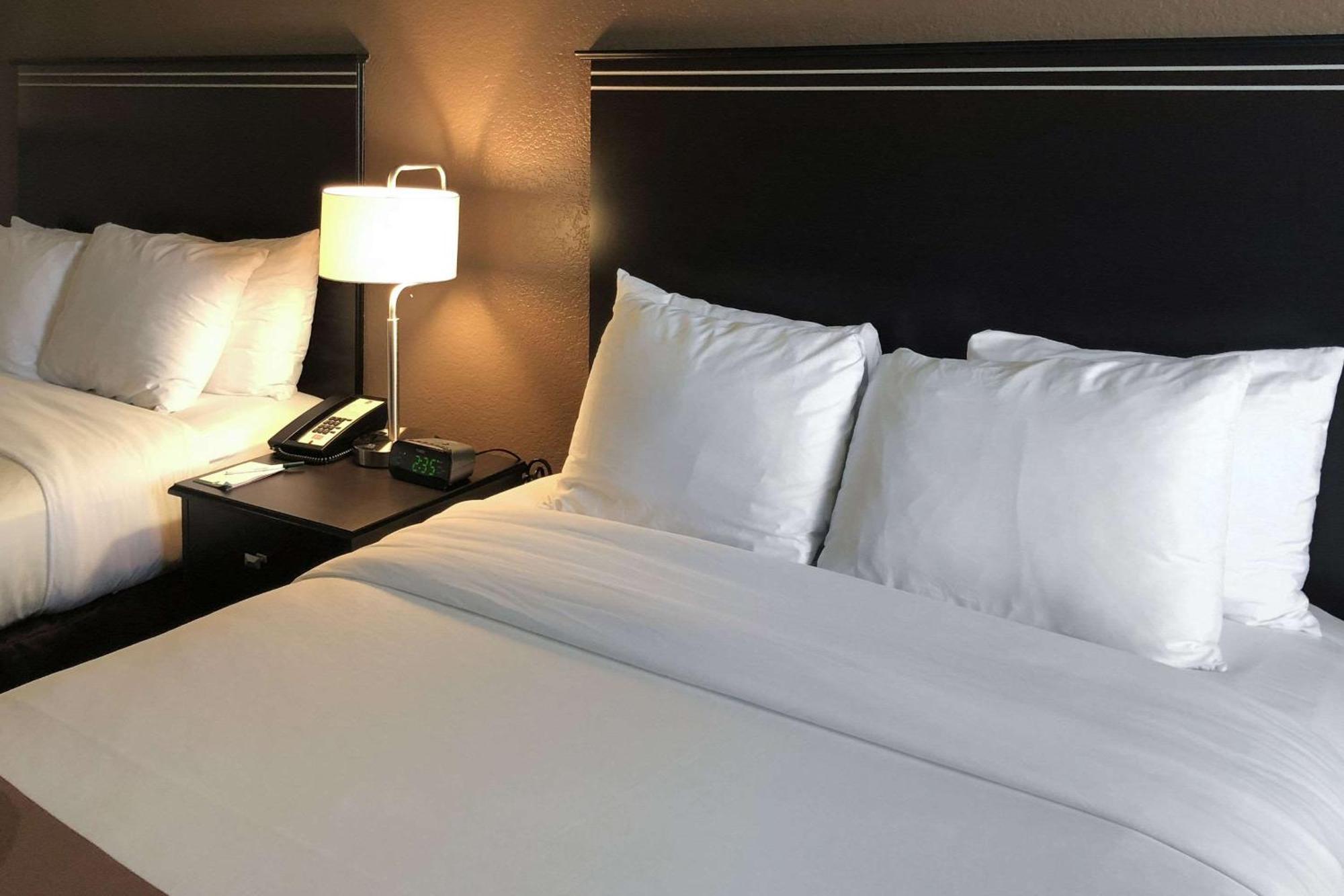 Quality Inn & Suites Denver International Airport Eksteriør billede