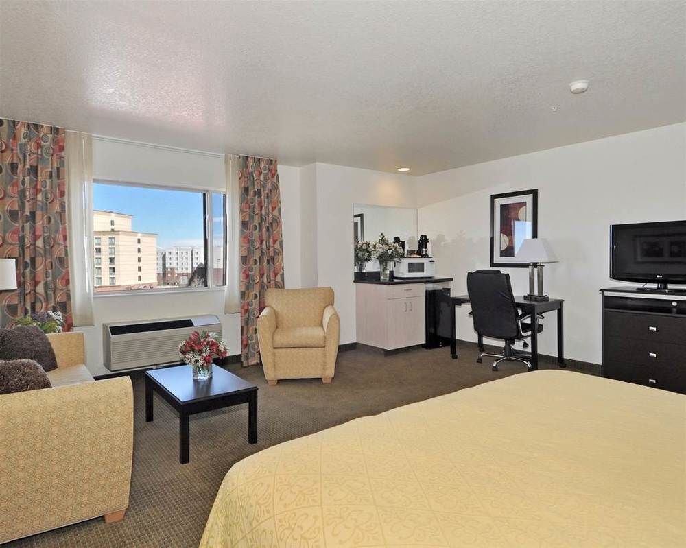 Quality Inn & Suites Denver International Airport Værelse billede